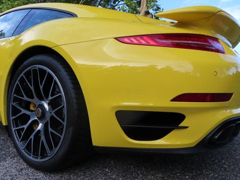 Used 2015 Porsche 911 Turbo S AWD/4WD image 9