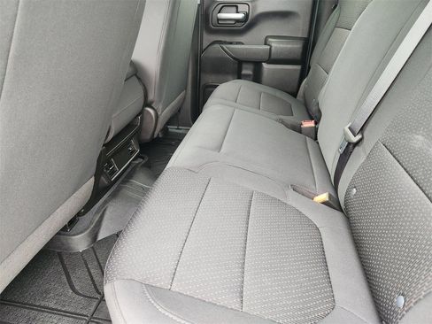 Used 2020 Chevrolet Silverado 1500 Custom w/ Custom Value Package image 28