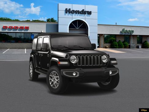 New 2025 Jeep Wrangler Unlimited Sahara AWD/4WD image 16
