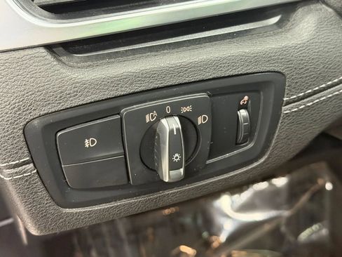 Used 2018 BMW X2 sDrive28i w/ Convenience Package FWD image 24