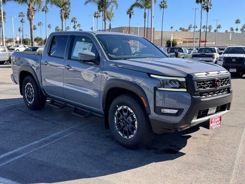 New 2026 Nissan Frontier Pro-X w/ Pro-X Convenience Package image 2