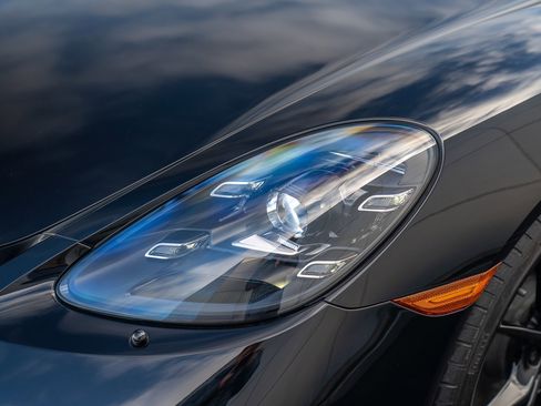 Used 2025 Porsche 718 Boxster S image 29