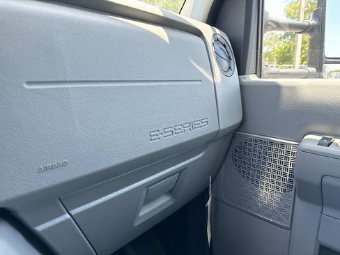 New 2024 Ford E-450 and Econoline 450 Super Duty w/ Driver's Safety Package image 16