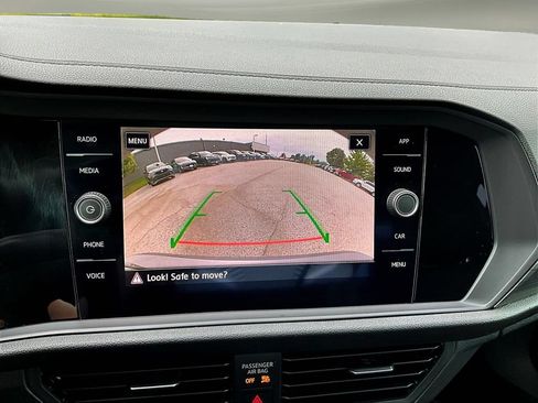 Used 2020 Volkswagen Jetta SEL FWD image 16