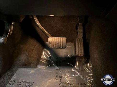 Used 2015 Jeep Grand Cherokee Overland image 37