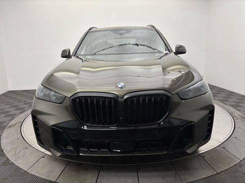 New 2026 BMW X5 xDrive40i w/ M Sport Package AWD/4WD image 14