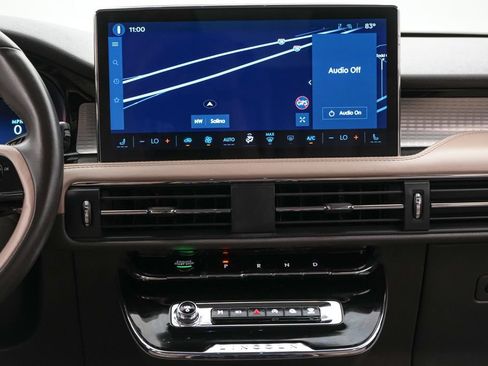 Used 2024 Lincoln Corsair FWD image 15