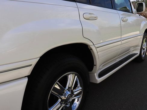 Used 2007 Lexus LX 470 4WD image 21