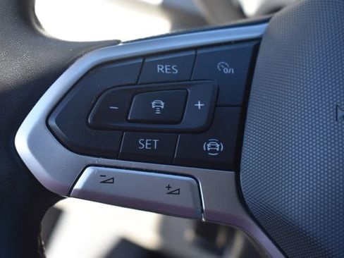 Used 2022 Volkswagen Atlas SE FWD image 29