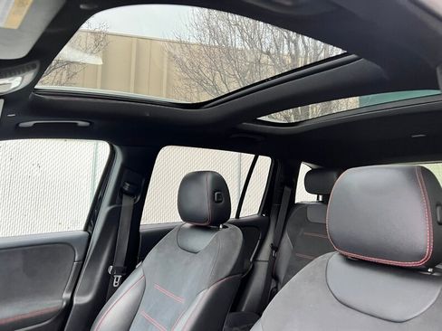 Used 2020 Mercedes-Benz GLB 250 4MATIC w/ AMG Line image 20