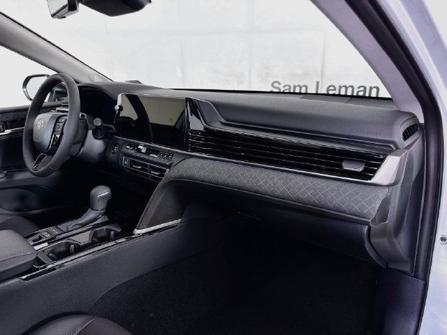 Used 2026 Toyota Camry XLE w/ Premium Plus Package AWD/4WD image 28