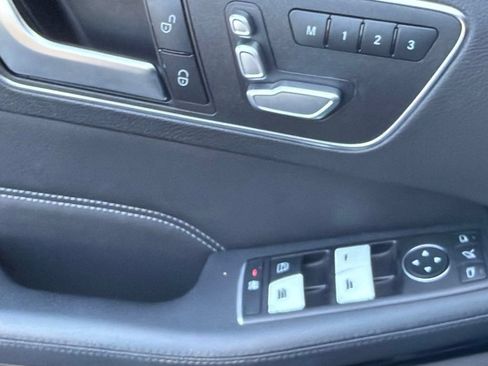 Used 2016 Mercedes-Benz E 350 4MATIC Sedan image 19