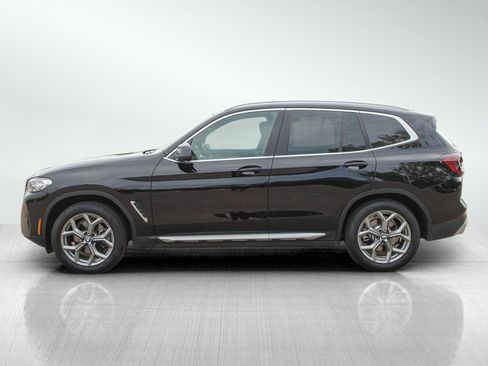 Used 2024 BMW X3 xDrive30i AWD/4WD image 2