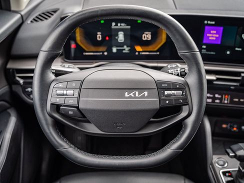 Used 2026 Kia Sportage EX w/ EX Panorama Roof Package image 24