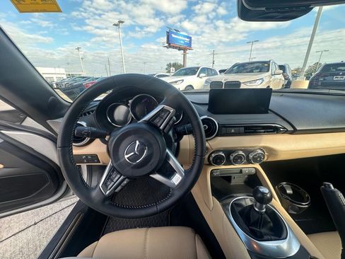 Used 2024 MAZDA MX-5 Miata RF Grand Touring w/ Weather Package image 14