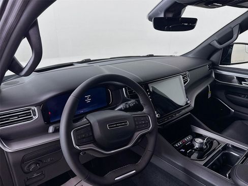 New 2026 Jeep Grand Wagoneer L Limited image 9