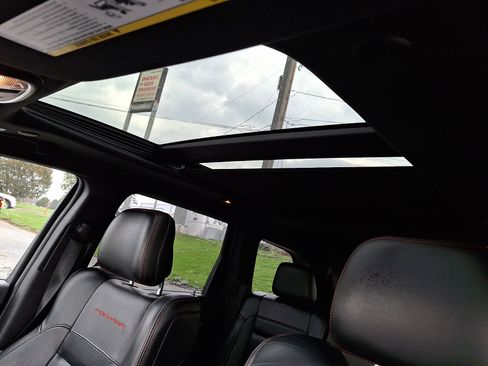 Used 2018 Jeep Grand Cherokee Trailhawk w/ Trailhawk Luxury Group image 14