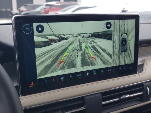 New 2026 Lincoln Corsair Premiere image 21