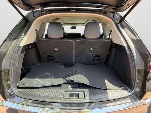 Certified 2025 Acura MDX FWD w/ Technology Package image 8