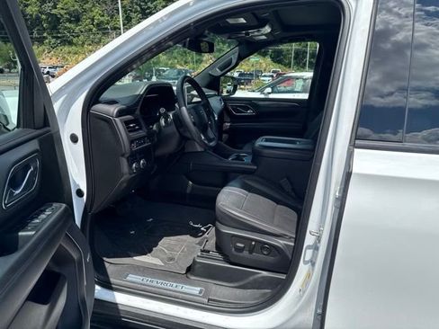 Used 2023 Chevrolet Suburban RST AWD/4WD image 20