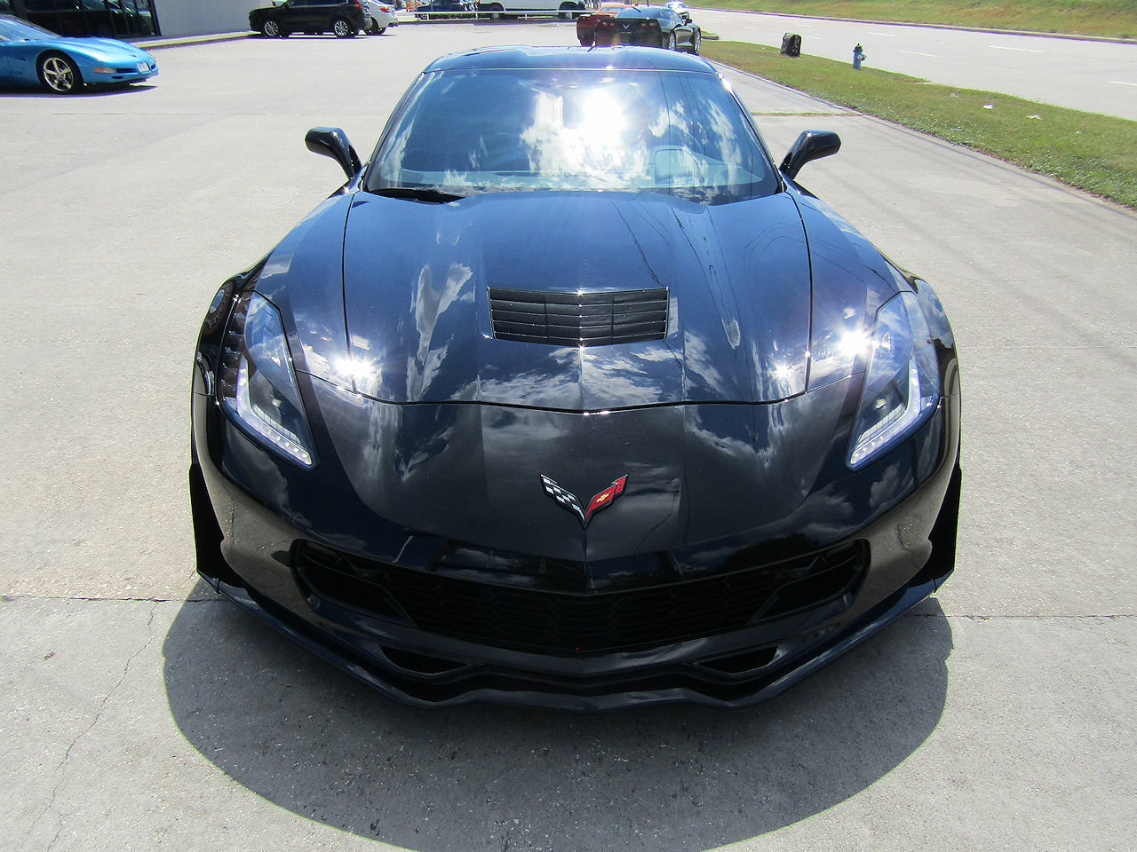 Used 2017 Chevrolet Corvette Grand Sport RWD image 2