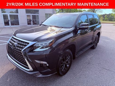 Used 2023 Lexus GX 460 Luxury w/ Sport Design Package image 3