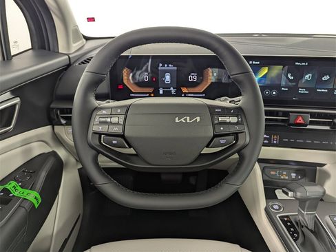 New 2026 Kia Sportage EX image 17