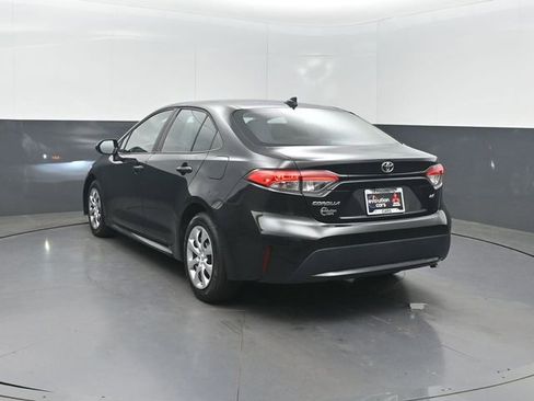 Used 2020 Toyota Corolla LE FWD image 26