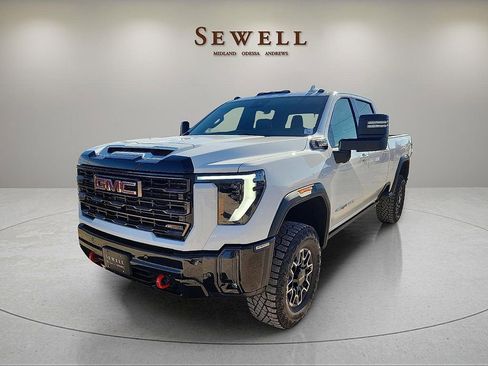 Used 2026 GMC Sierra 2500 AT4X image 1