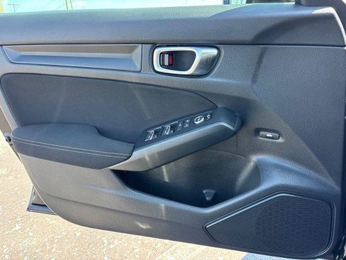 Used 2023 Honda Civic Sport image 13