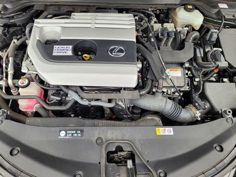 Used 2021 Lexus UX 250h w/ Premium Package AWD/4WD image 9