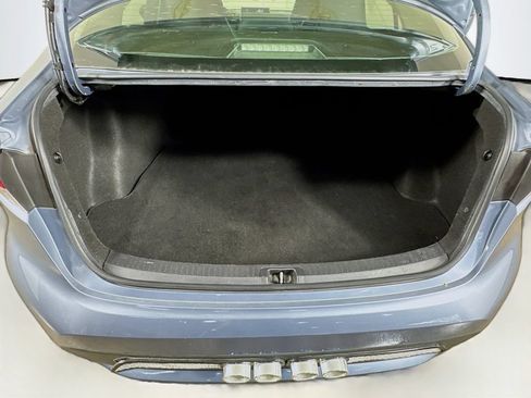 Used 2020 Toyota Corolla LE FWD image 29