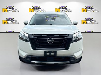 Used 2024 Nissan Pathfinder Platinum