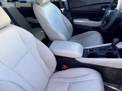 Used 2023 Honda Accord EX image 29