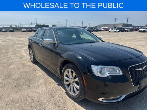 Used 2016 Chrysler 300 C AWD/4WD image 15