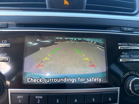 Used 2017 Nissan Altima 2.5 SR image 33