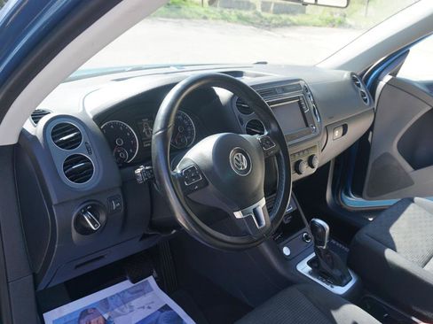 Used 2018 Volkswagen Tiguan Limited w/ Premium Package AWD/4WD image 13