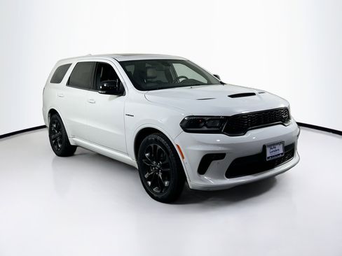 Used 2022 Dodge Durango R/T w/ Blacktop Package AWD/4WD image 3