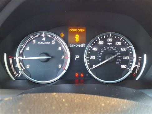 Used 2015 Acura TLX V6 image 22