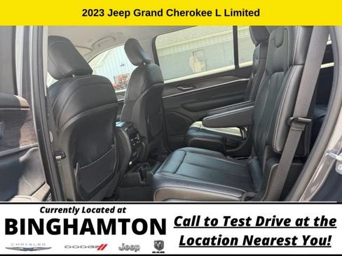 Used 2023 Jeep Grand Cherokee L Limited AWD/4WD image 15