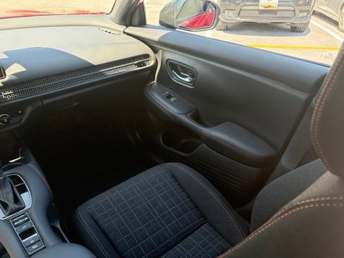 Certified 2026 Honda HR-V Sport image 33
