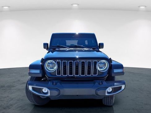 Used 2024 Jeep Wrangler Sahara w/ Technology Group image 3