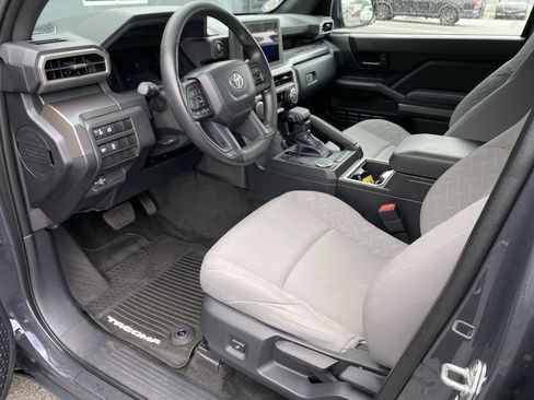 Used 2024 Toyota Tacoma SR5 RWD image 10