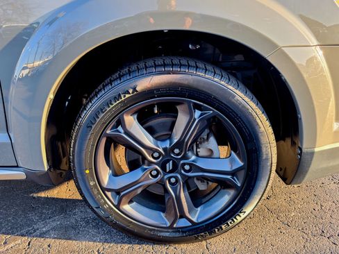 Used 2020 Dodge Journey Crossroad image 23