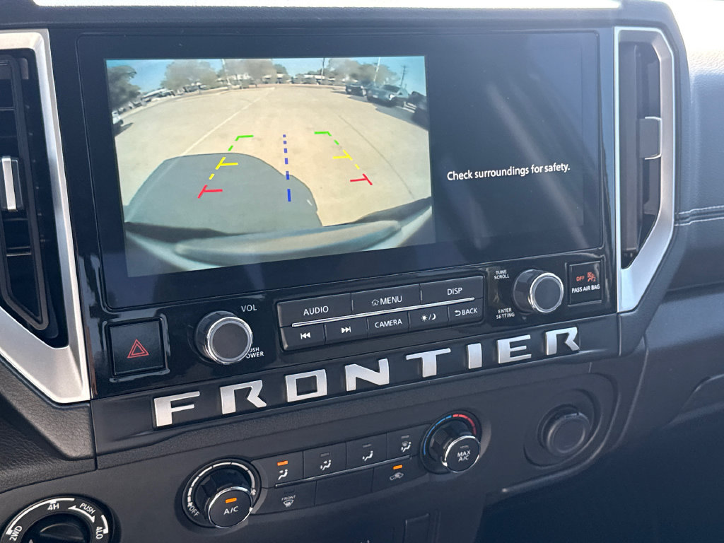 Used 2025 Nissan Frontier SV AWD/4WD image 22