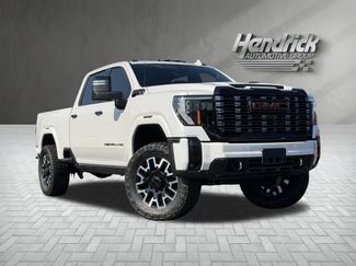Used 2025 GMC Sierra 2500 Denali Ultimate AWD/4WD video 2