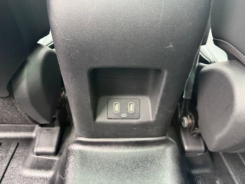 Certified 2022 Hyundai Tucson Limited AWD/4WD image 18