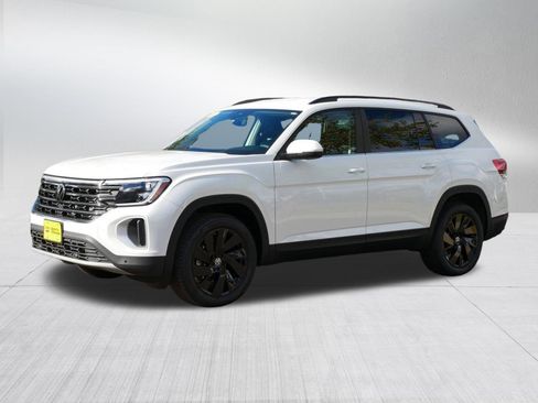 New 2026 Volkswagen Atlas SE AWD/4WD image 2