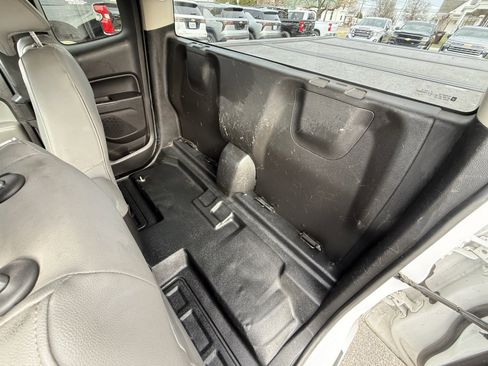 Used 2018 Chevrolet Colorado 2WD Extended Cab image 26