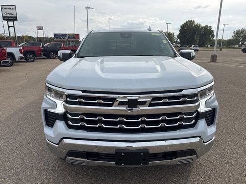 New 2026 Chevrolet Silverado 1500 LTZ w/ LTZ Premium Package image 5